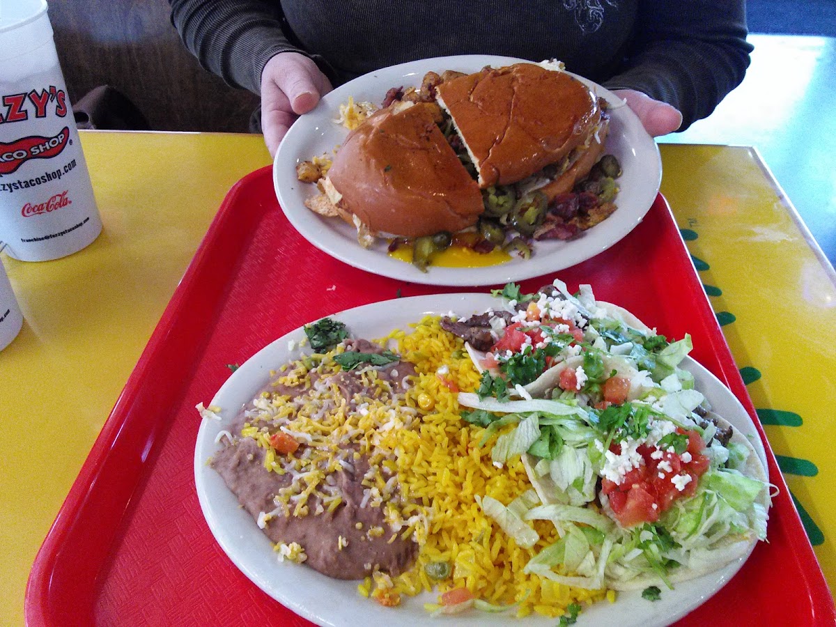 Fuzzy's Taco Shop-10